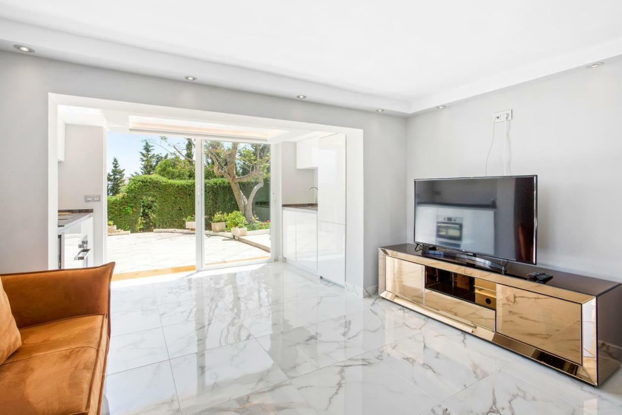 Luxury Villa Marbella With Nice Garden, Pool And Jacuzzi By Varenso Holidays Buitenkant foto